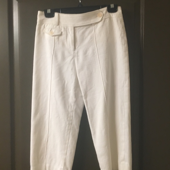 Ann Taylor Capris pants in cream - Picture 2 of 5